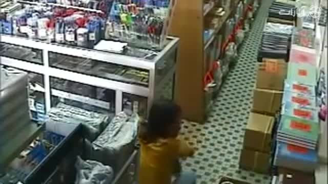 Shoplifter caught