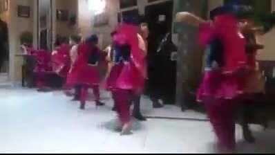 رقصیدن کودکان اذری
