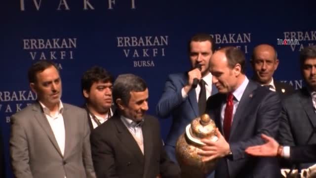 مراسم نکوداشت اربکان در ترکیه با حضور دکتر احمدی نژاد