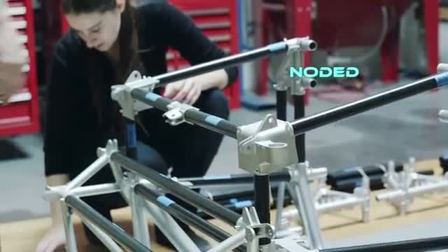 ساخت اولین سوپر خودرو با چاپگر سه بعدی - DM Blade