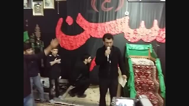 مداحی شب هشتم محرم1394تکیه پرچینک توسط هادی احمدی