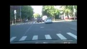 اقدام وحشیانه یک راننده در خیابان