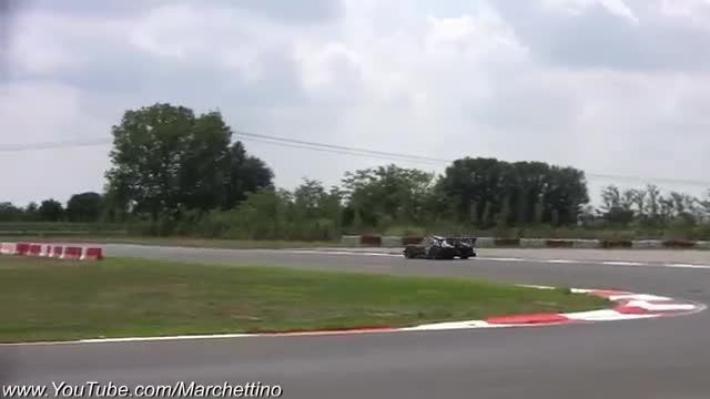 Pagani Zonda Revolucion INSANE Sound