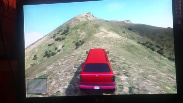 شیب زدن در کوه با ماشین