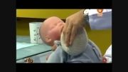 آموزش شیر دادن به بچه در تلویزیون