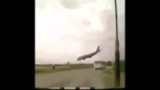 کلیپ سقوط هواپیما (f4u.us)