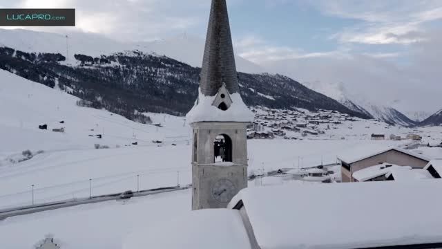 لوکاپرو: لامبورگینی هوراکان در برف و باران