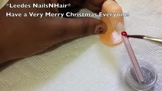 Spiral Candy Cane Christmas Nail Art