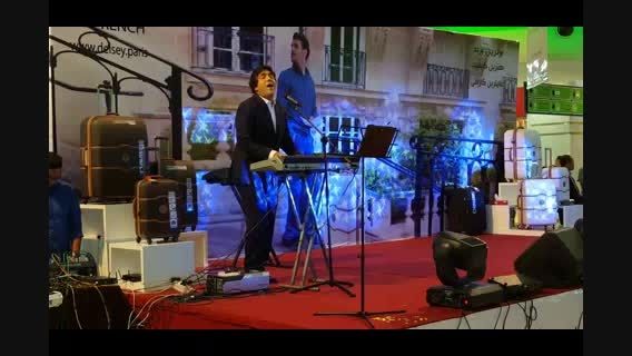 ایرانمجری:اجرای زنده مانی رهنما در جشن غدیر مگامال سنتر