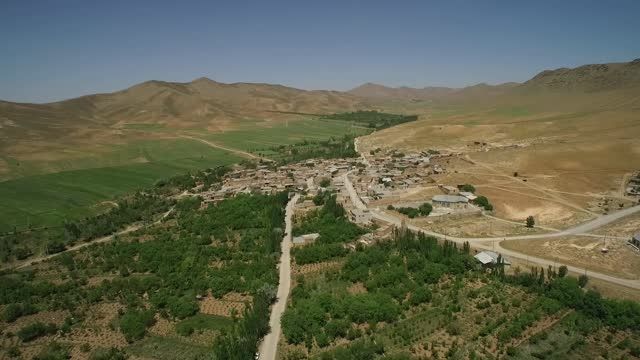 فیلم برداری هوایی از یک روستا در چهار محال و بختیاری