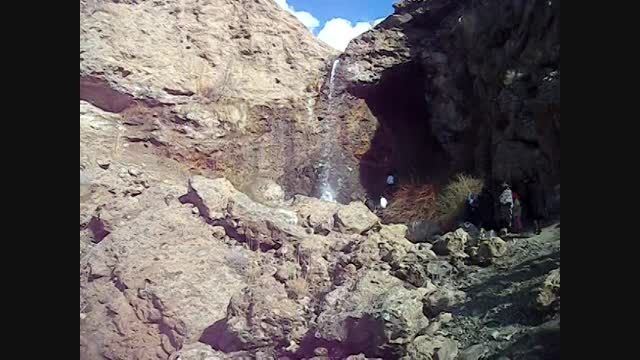 آبشار زیبای روستای کهنه شهرستان جغتای استان خراسان رضوی