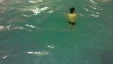 شناگر ماهر بچه