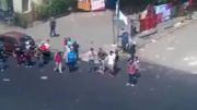 حمله ی ژرمن شفرد به مردم در خیابان