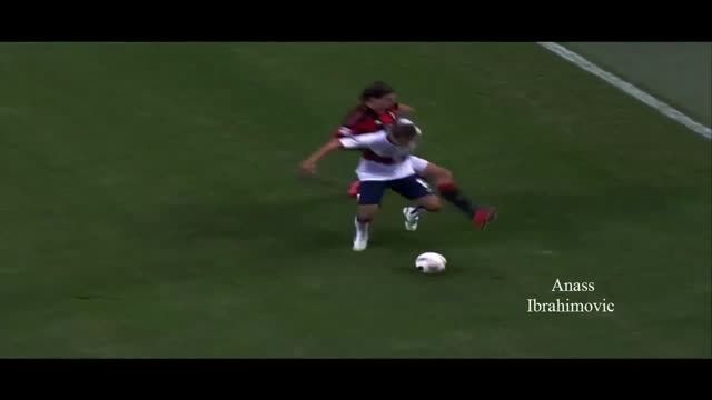 هایلایت کامل بازی زلاتان ابراهیموویچ مقابل جنووا (2009)