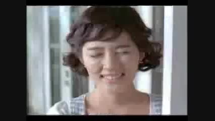 بازیگر یون وو در تبلیغ ماشین لباس شویی