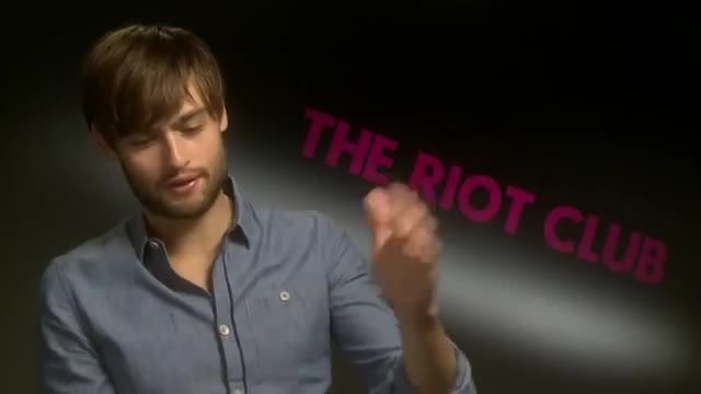 Douglas Booth - Interview 01