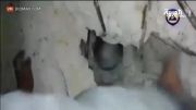 نجات معجزه آسای کودک شیرخواره از زیر آوار در سوریه!...