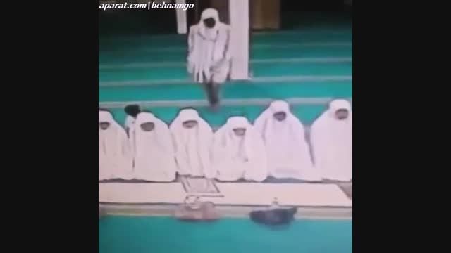 دزدی عجیب دختر در مسجد...!