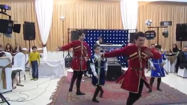 رقص زیبای آذری