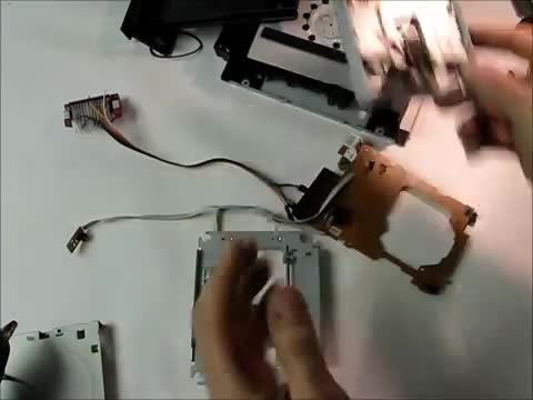 آموزش ساخت ماشین CNC با فلاپی درایو 06