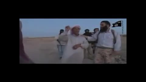 سنگسار یک زن به اتهام زنا بدست داعش