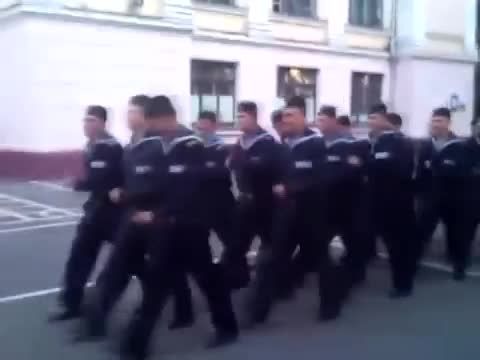 اجرای آهنگ باب اسفنجی توسط سربازان ارتش روسیه
