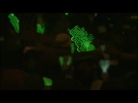 یک صحنه عجیب در کنسرت ژاپن یونگ سنگ