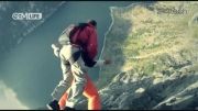 فیلم برداری ناب از لحظات پرش از ارتفاع کوه ها