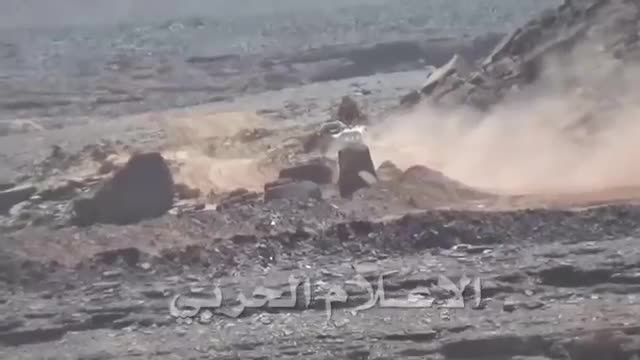 انهدام تانک ام 60 سعودی توسط رزمنده حوتی. سوریه عراق یم