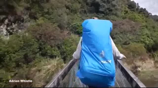فیلم سقوط از ارتفاع هشت متری