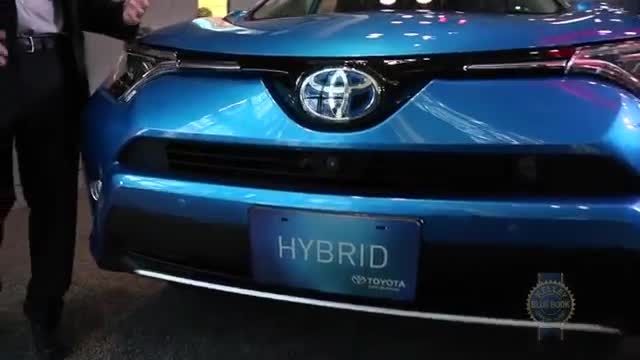 رنمایی از تویوتا RAV4 Hybrid 2016 نمایشگاه نیویورک2015
