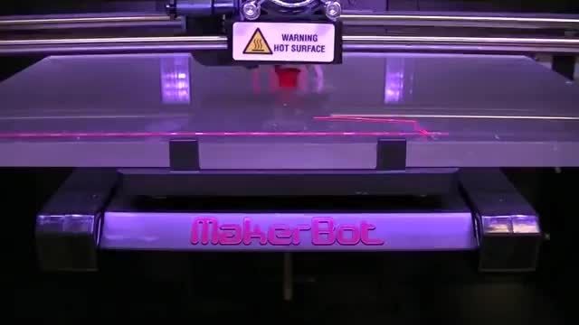 استفاده از پرینتر سه بعدی برای ساخت سریع قطعات صنعتی
