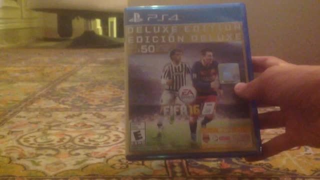 Unboxing fifa16 deluxe edition