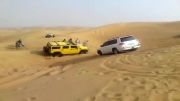 کمک تویوتا لندکروز برای نجات جیپ هامر در صحرا Offroad