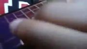 گیتار الکتریک زدن با موبایل