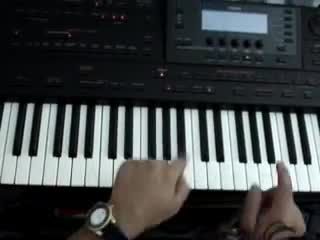 اجرأ تكنیکهای نوازندگی سنتور با کیبورد Roland G800