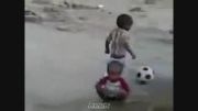 پسر بچه فوتبالیست