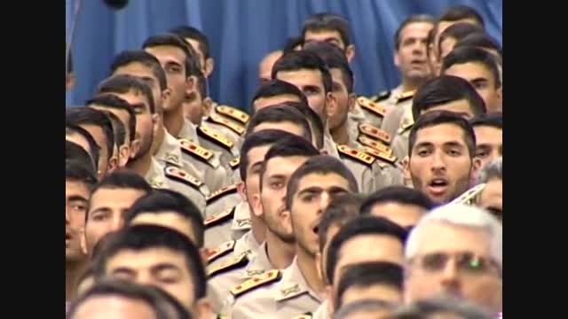 اجرای سرود در حضور رهبر انقلاب در دیدار ارتش