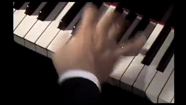 پیانو از دانیل بارنبویم-Mozart Piano Sonata No.13 K333