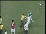 فوتبال 2 رقیب قدیمی الجزایر - مصر(دعوای دسته جمعی)