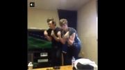 Harry dancing with Ashton from 5SOS