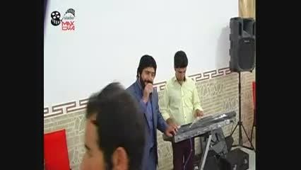 اجرای آهنگ شب عاشقی از محمد برمهانی در قوچان