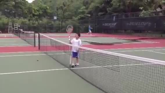 Tennis volley