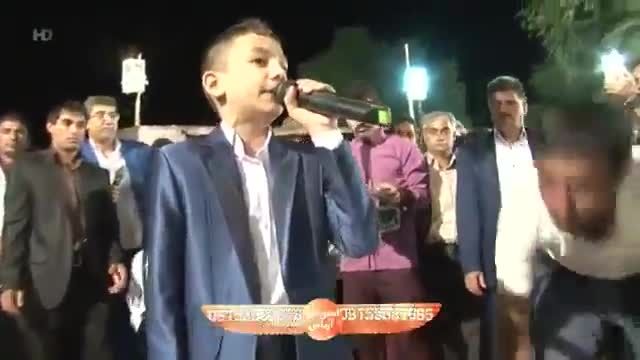 قایقران با اجرای خواننده نوجوان در عروسی