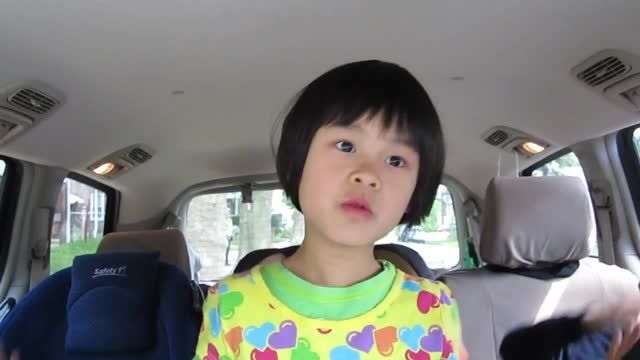خواندن آهنگ مدرن تاکینگ توسط دختر بچه 6 ساله !