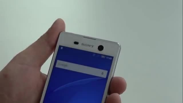 بررسی Sony Xperia M5