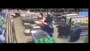 دزدی چند زن از فروشگاه