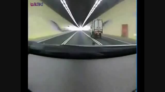 تصادف در تونل+نور ،راننده را نابینا کرد+فیلم ویدیو کلیپ