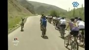 دویدن خر همراه با گروه دوچرخه سواری- ایران‬ -