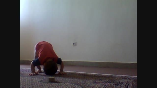 نماز خواندن کودک 18 ماهه